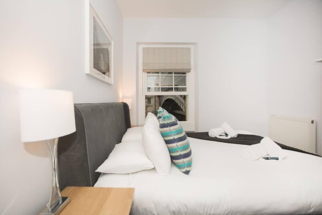 River View House Cleveland Bridge 바스 외부 사진